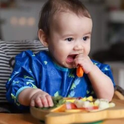 Kindergeschirr Bambusteller & Löffel 250 Ml Inkl. Saugnapf 18 X 18 Cm -Klarstein 10038285 yy 0002 logo